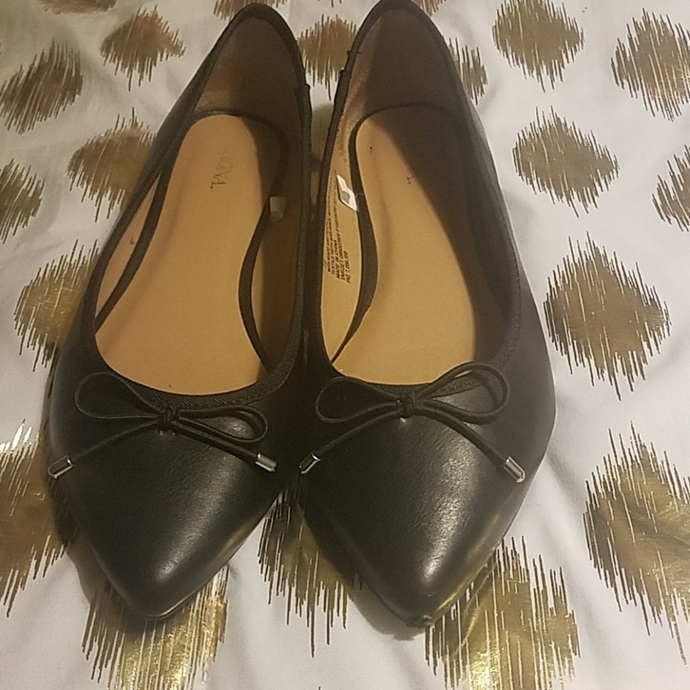 black pointy ballet flats